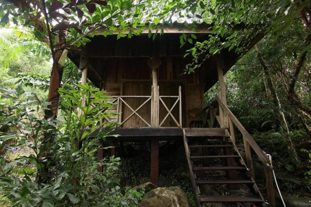 Mad Monkey Koh Rong Samloem Hostel Koh Rong Sanloem Exterior photo